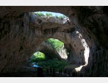 Devetashka Cave